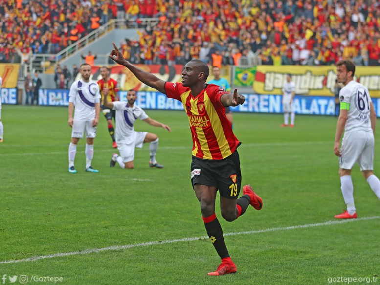 Demba Ba Goztepe : « Je fais mon mieux pour aller en équipe nationale»