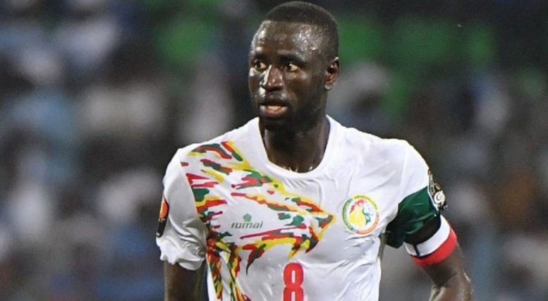 Cheikhou Kouyaté, malade, pourrait être absent face à la Bosnie Cheikhou Kouyaté, malade, pourrait être absent face à la Bosnie