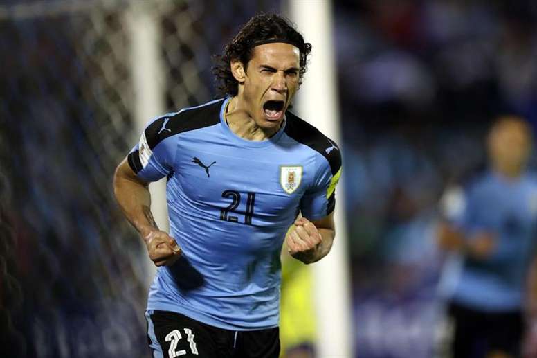 Cavani offre la China Cup à l'Uruguay