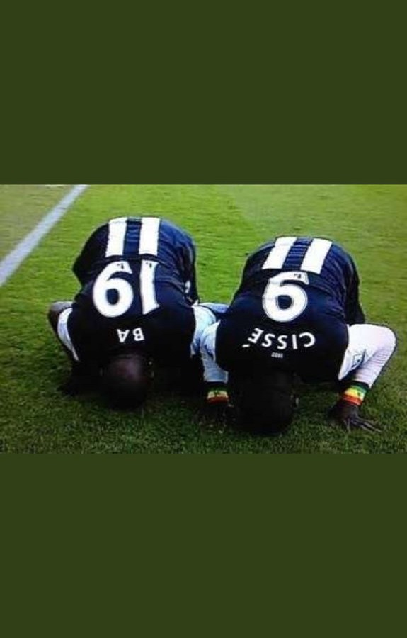 Meilleur Buteur sénégalais de Premier League : Le geste de classe de Demba Ba à l’endroit de Sadio Mané
