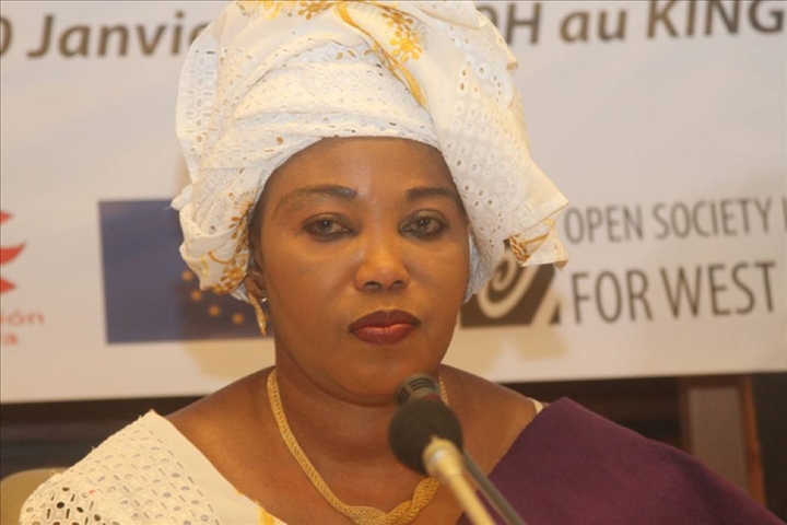 La députée Awa Gueye refuse depuis 2 ans de payer les 900 000 qu'elle doit à la bijouterie 