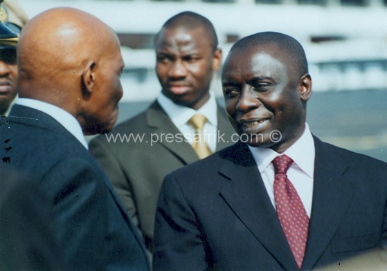 Des «Rewmistes» se révoltent : ils dénoncent la candidature de Me Wade en 2012