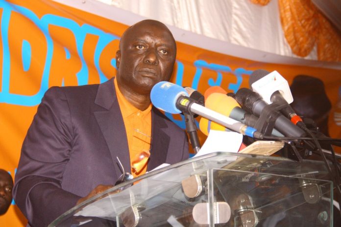 Idrissa Seck drague les enseignants : «Je ne peux pas concevoir que quelqu’un soit mieux payé que les enseignants»