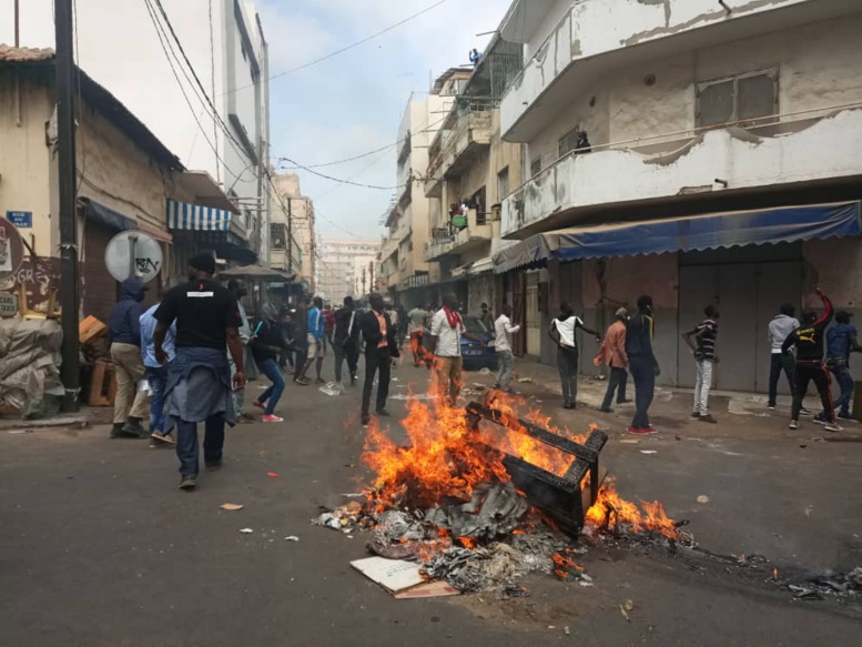 Kaolack : les manifestants dispersés par la police Kaolack : les manifestants dispersés par la police