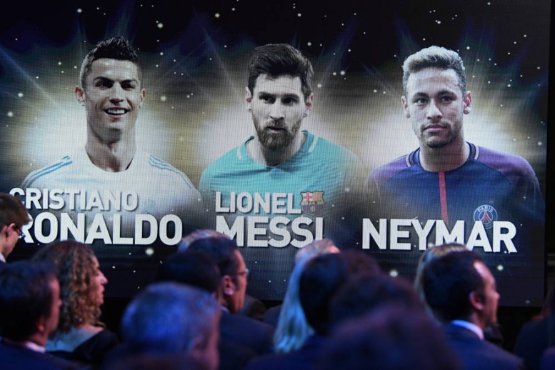 Salaires des footballeurs : Messi devance largement Ronaldo avec ses 226 millions Fcfa par jour Salaires des footballeurs : Messi devance largement Ronaldo avec ses 226 millions Fcfa par jour