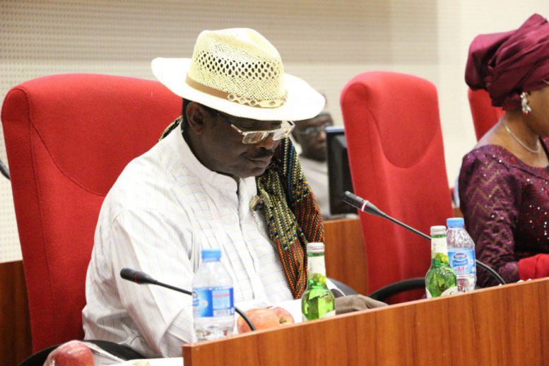 Un sénateur nigérian épinglé pour "faux" doctorat Un sénateur nigérian épinglé pour "faux" doctorat