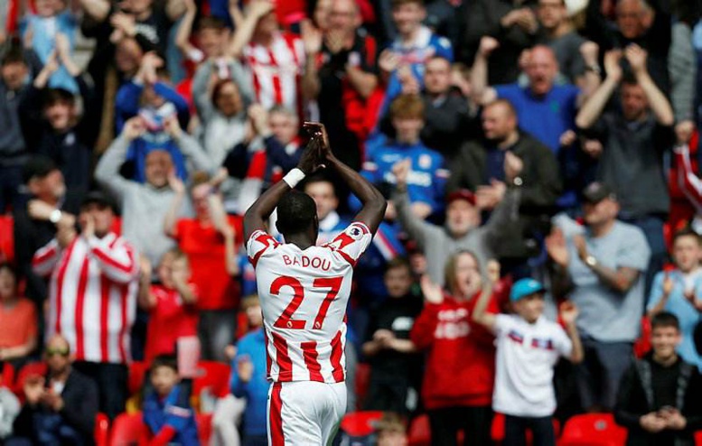 Probable relégation de Stoke City: Newcastle veut recruter Pape Alioune Ndiaye Probable relégation de Stoke City: Newcastle veut recruter Pape Alioune Ndiaye