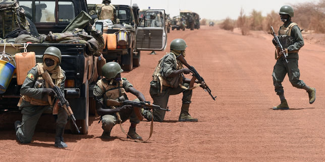 Mali : une quarantaine de morts dans deux attaques