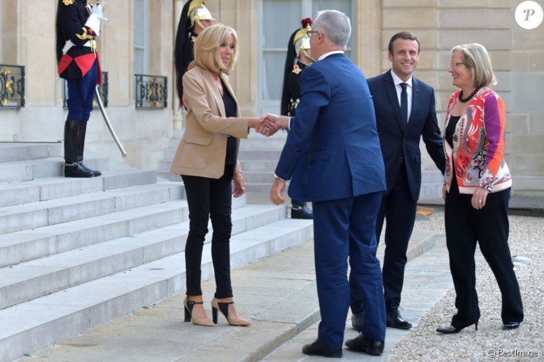 La bourde à connotation sexuelle de Macron en parlant de la femme du PM australien La bourde à connotation sexuelle de Macron en parlant de la femme du PM australien