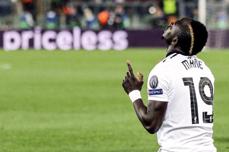 Ligue des champions : La réaction classe de Sadio Mané après le match (Vidéo) Ligue des champions : La réaction classe de Sadio Mané après le match (Vidéo)