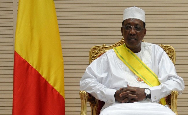 Le Tchad promulgue sa nouvelle Constitution et passe à la IVe République