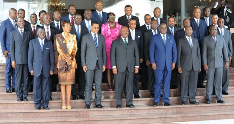 Un nouveau gouvernement installé au Gabon pour organiser les élections législatives Un nouveau gouvernement installé au Gabon pour organiser les élections législatives