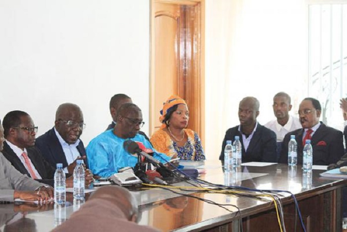 Appel aux discussions sur le pétrole : Macky exhibe son arme secrète pour diviser l’opposition