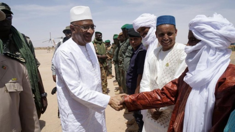 Mali: à Ménaka, Boubeye Maïga promet une aide alimentaire et matérielle
