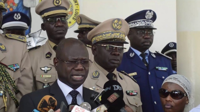 Le ministre des Forces armées déclare Fallou Séne "coupable", le ministre de l'Interieur parle de volonté divine