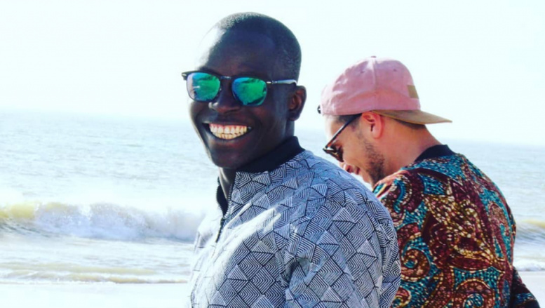 Quinzaine du commerce équitable: les vestes bombers du Petit Dakarois Quinzaine du commerce équitable: les vestes bombers du Petit Dakarois