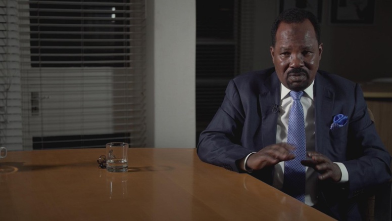 Vidéo - L'ex-directeur de cabinet de Khadafi enfonce Sarkozy : "il a bien reçu de l'argent..." Vidéo - L'ex-directeur de cabinet de Khadafi enfonce Sarkozy : "il a bien reçu de l'argent..."