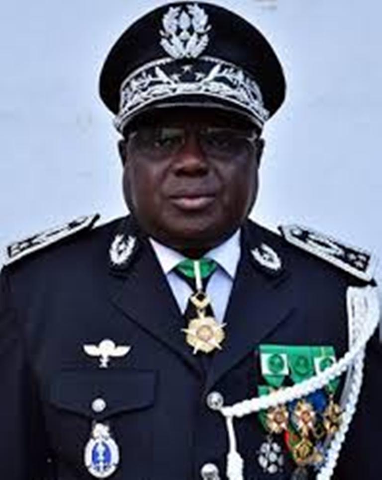 Mort de Fallou Sène: Le général Meïssa Niang promet une assistance juridique aux gendarmes