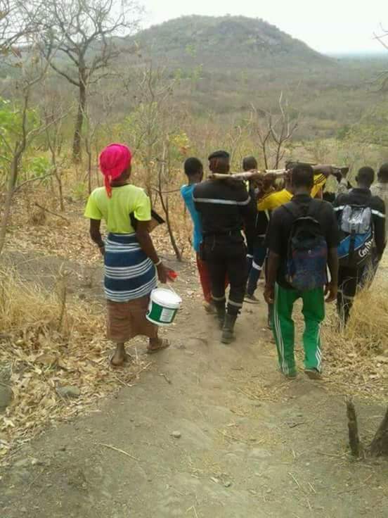 Pendant ce temps... la misère des populations de Kédougou à côté des milliards de l'or indigne Twitter