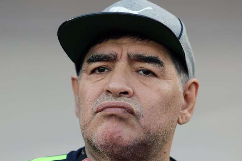 Maradona se compare encore à Messi : « Toutes les choses que fait Messi, je les ai faites avant »