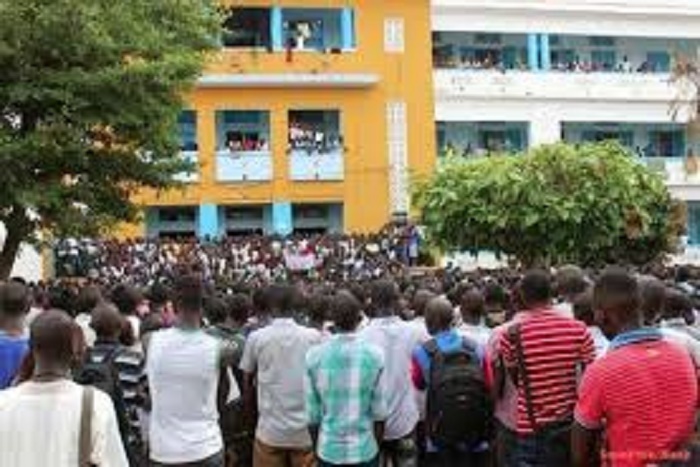 Macky divise définitivement les étudiants: l’Ucad suspend son mot d’ordre, l’Ugb et l'Uadb maintiennent sa grève