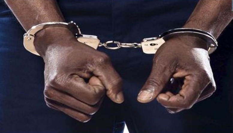 Acte contre nature via Facebook : un cadre d'une entreprise arrêté Acte contre nature via Facebook : un cadre d'une entreprise arrêté