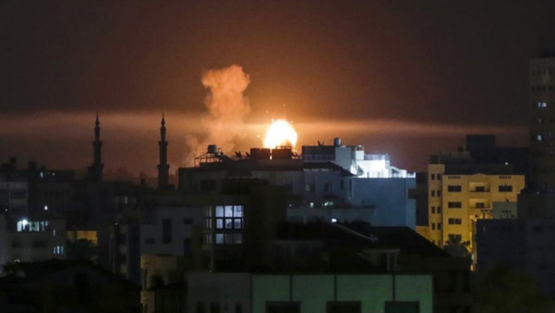 Israël frappe plusieurs sites du Hamas dans la bande de Gaza