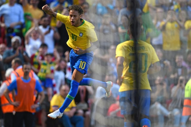 Le Brésil s'impose face à la Croatie (2-0): Neymar fête son retour avec un bijou