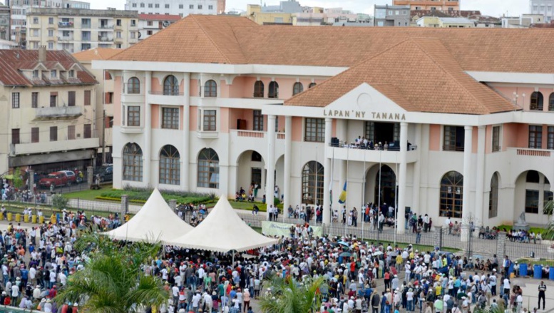 Madagascar: la crise politique vue par la rue