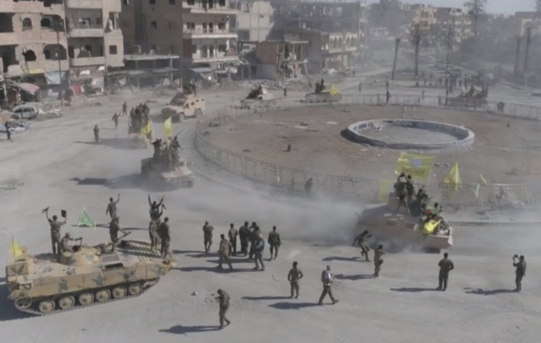 Syrie: Un rapport d'Amnesty International dénonce les pertes civiles à Raqqa causées par la coalition Syrie: Un rapport d'Amnesty International dénonce les pertes civiles à Raqqa causées par la coalition