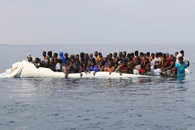 L'Espagne annonce avoir secouru 418 migrants en mer ce samedi