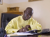 Candidature de Wade, Cheikh Bamba Diéye releve le problème de l’âge du Président