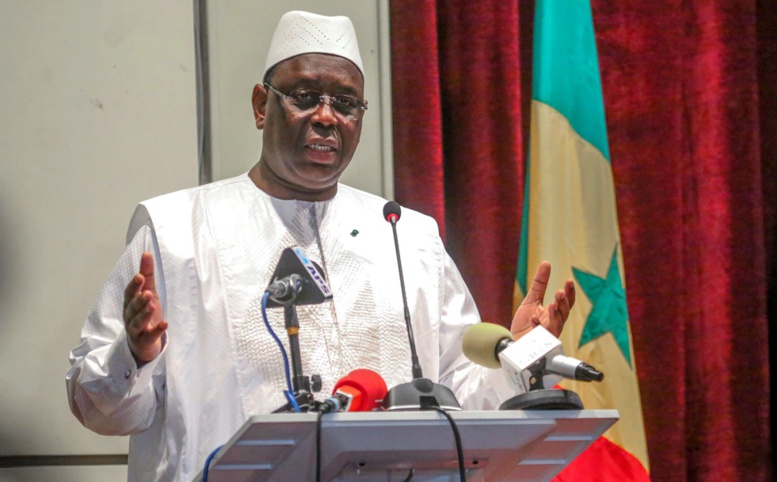 Le Président Macky Sall appelle les Sénégalais à aller donner leur sang