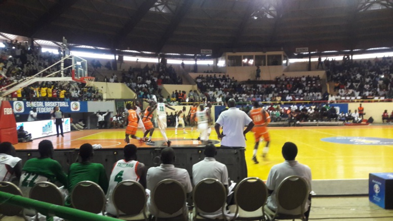 #SENCIV #FIBAWC : le Sénégal mène 30-20 devant la Côte d'Ivoire à la mi-temps