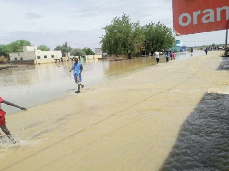 La route Kanel-Ourossogui détruit par les pluies : les populations coupées du reste du Sénégal