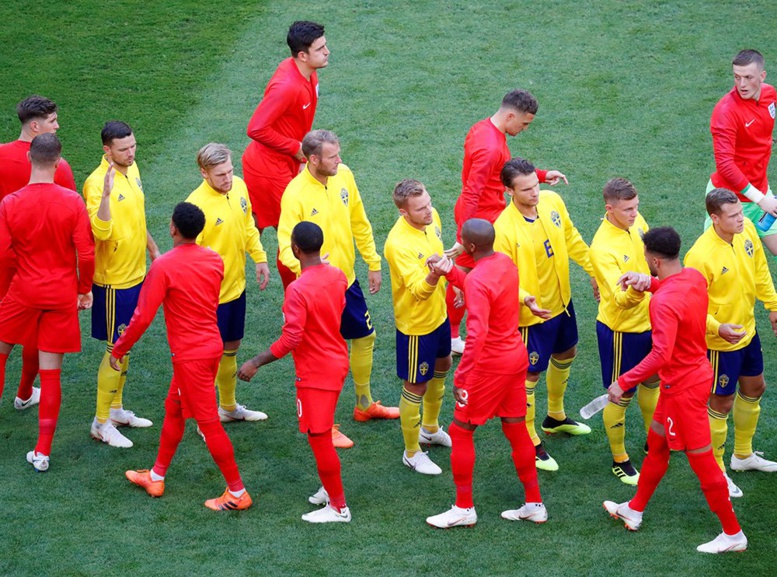 #SWEENG : Maguire ouvre le score pour l'Angleterre (0-1) #SWEENG : Maguire ouvre le score pour l'Angleterre (0-1)