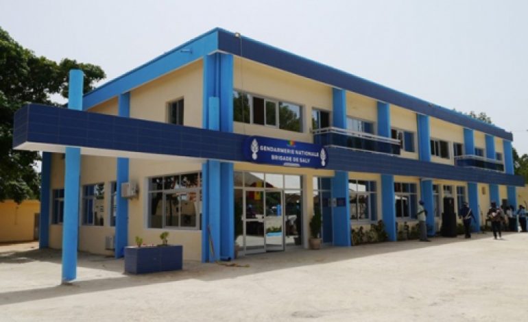 Insolite - Auchan Mbour : Un blanc en flagrant délit de vol arrêté par la gendarmerie