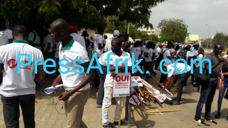 Les premières images de la marche de l'opposition de ce vendredi Les premières images de la marche de l'opposition de ce vendredi