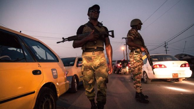 ​Des soldats camerounais "arrêtés" après une vidéo d'exécution