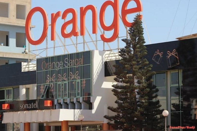 Orange sort un communiqué et ne recule pas, les abonnés intensifient la guerre sur les RS Orange sort un communiqué et ne recule pas, les abonnés intensifient la guerre sur les RS