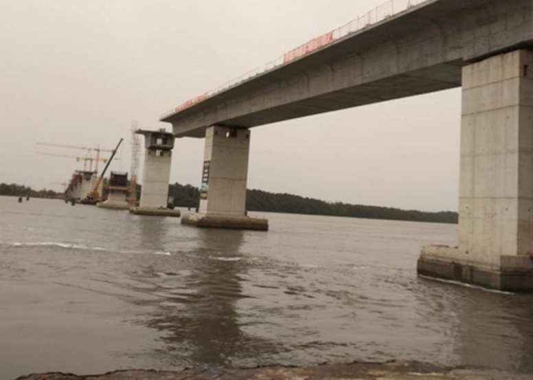 Construction du point de Farafégny : les transporteurs demandent l’accélération des travaux Construction du point de Farafégny : les transporteurs demandent l’accélération des travaux