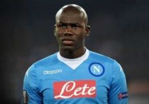 Kalidou Koulibaly : Naples rejette une offre de 100 millions d’euros Kalidou Koulibaly : Naples rejette une offre de 100 millions d’euros