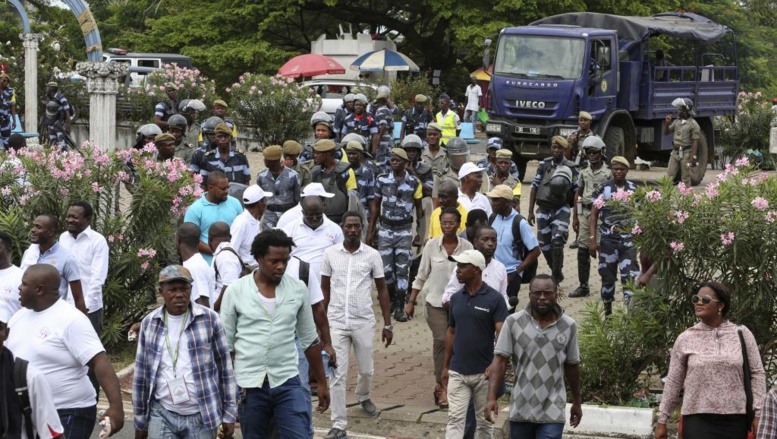 Gabon: le principal syndicat prêt à prendre des «mesures d’envergure» Gabon: le principal syndicat prêt à prendre des «mesures d’envergure»