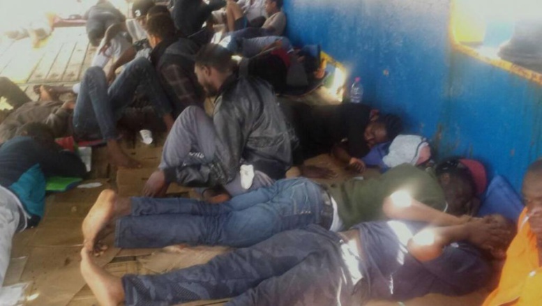 La Tunisie s’apprête à accueillir les 40 migrants bloqués sur le Sarost 5 La Tunisie s’apprête à accueillir les 40 migrants bloqués sur le Sarost 5