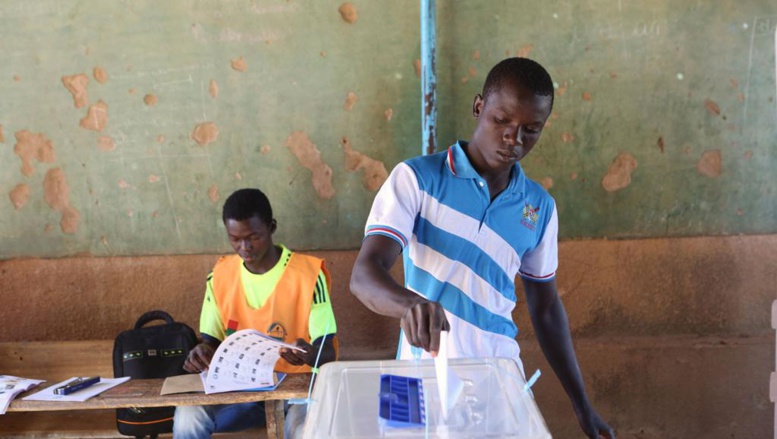 Nouveau code électoral au B. Faso: inquiétude des Burkinabè de Côte d'Ivoire Nouveau code électoral au B. Faso: inquiétude des Burkinabè de Côte d'Ivoire