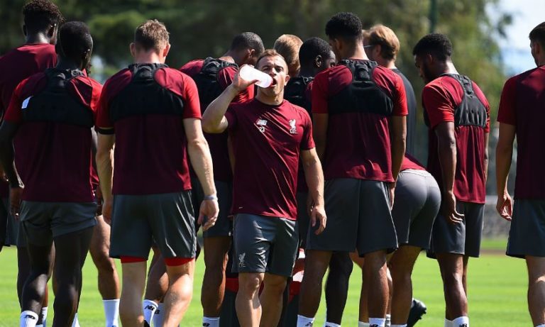 Liverpool: les images de la séance entrainement de Sadio Mané et de ses coéquipiers en France