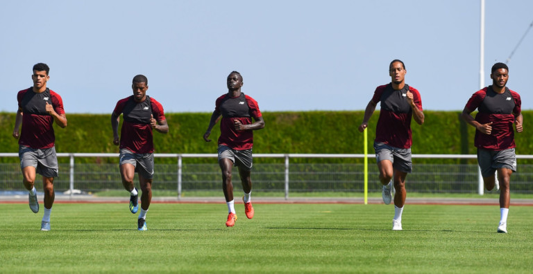 Liverpool: les images de la séance entrainement de Sadio Mané et de ses coéquipiers en France