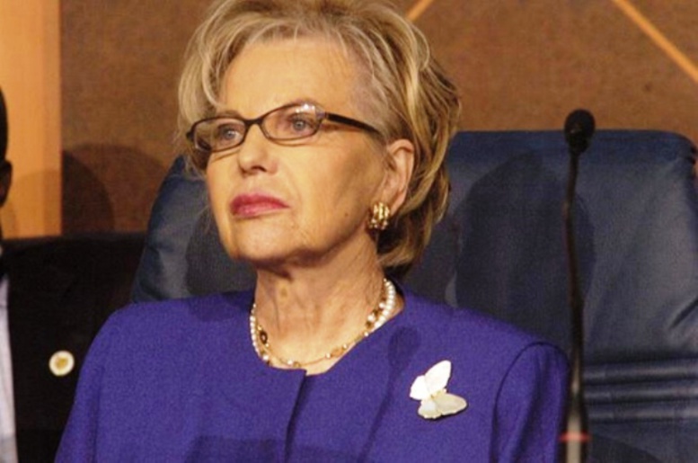 Viviane Wade traîne la NSIA devant le Cour suprême Viviane Wade traîne la NSIA devant le Cour suprême