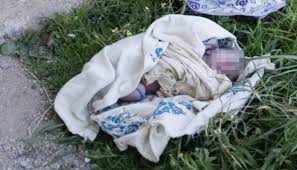Un nouveau-né retrouvé mort sous l’épave d’un véhicule à Golf Sud