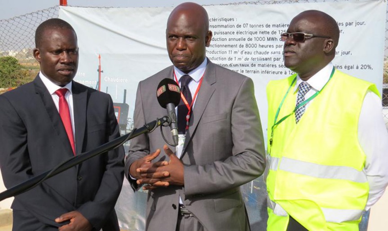 Pendant ce temps...Mansour Faye inaugure des forages à Tambaounda Pendant ce temps...Mansour Faye inaugure des forages à Tambaounda